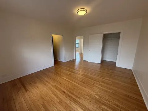 7353 North Damen Avenue Chicago IL 60645