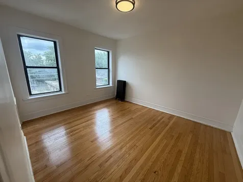 7353 North Damen Avenue Chicago IL 60645