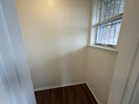 7353 North Damen Avenue Chicago IL 60645