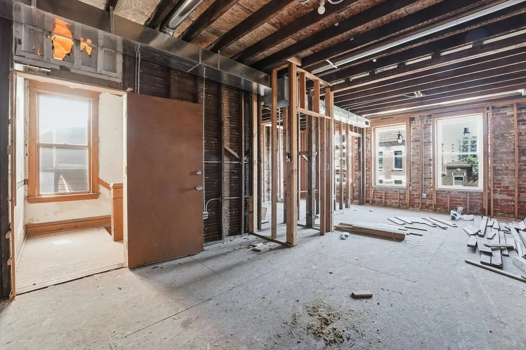 1321 West 18th Street Chicago IL 60608