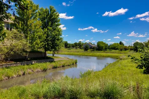 1861 Foxridge Court Aurora IL 60502