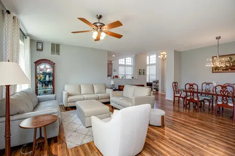 1861 Foxridge Court Aurora IL 60502