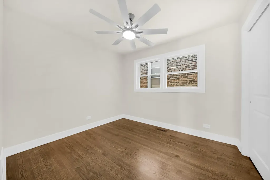 4331 South Campbell Avenue Chicago IL 60632