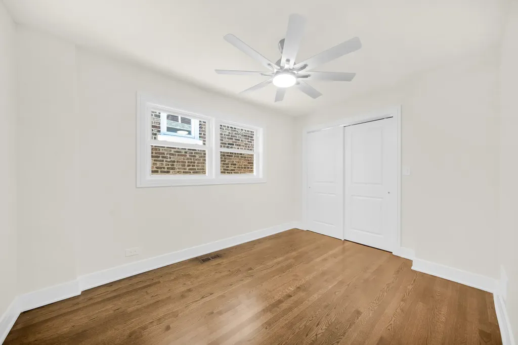 4331 South Campbell Avenue Chicago IL 60632