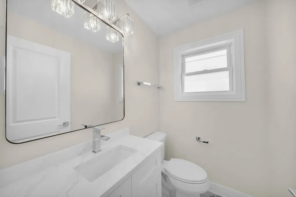 4331 South Campbell Avenue Chicago IL 60632