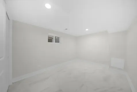 4331 South Campbell Avenue Chicago IL 60632