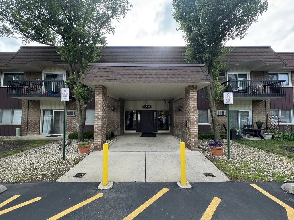 3425 83RD Street Woodridge IL 60517