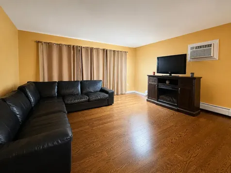3425 83RD Street Woodridge IL 60517