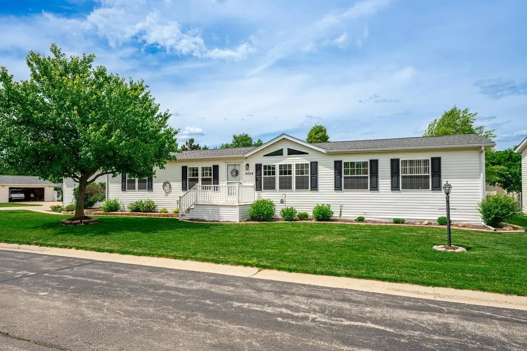 5604 Irving Boulevard Machesney Park IL 61115