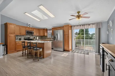 5604 Irving Boulevard Machesney Park IL 61115