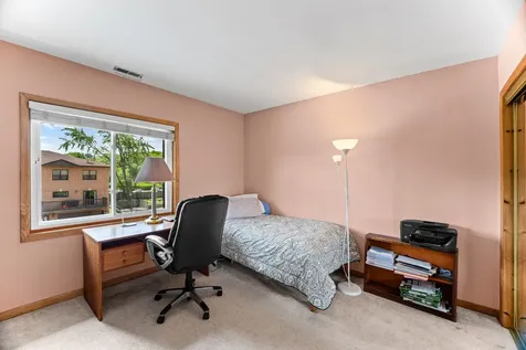 1339 East Central Road Arlington Heights IL 60005