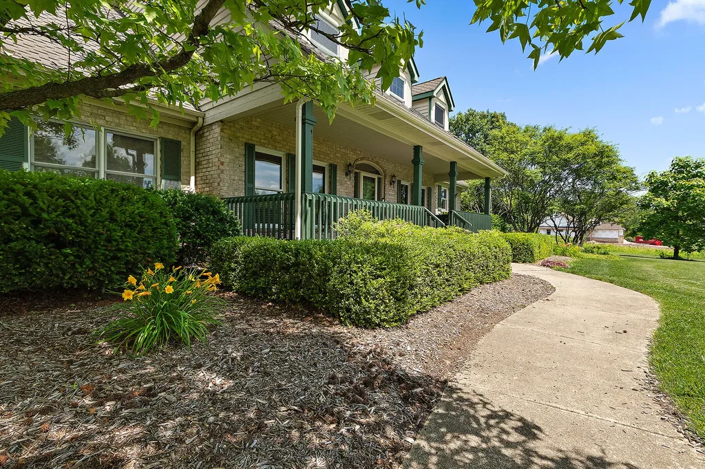 19305 South Parker Road Mokena IL 60448
