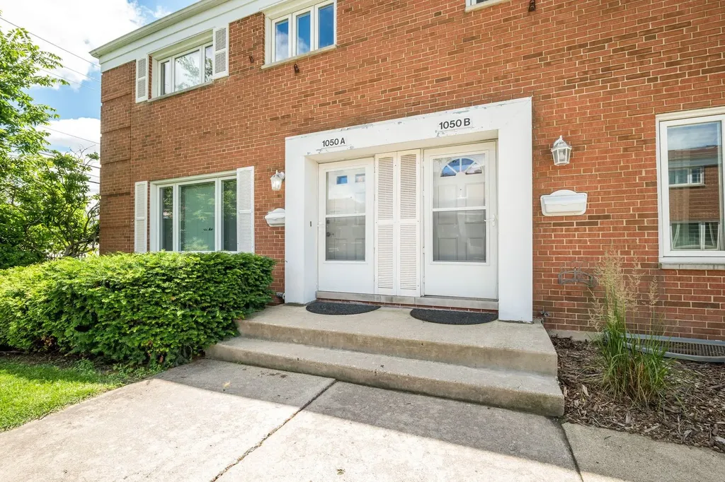 1050 Higgins Road Park Ridge IL 60068