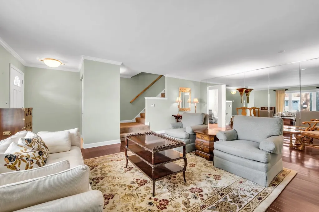 1050 Higgins Road Park Ridge IL 60068