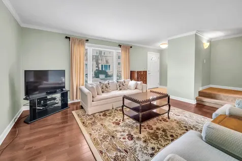 1050 Higgins Road Park Ridge IL 60068
