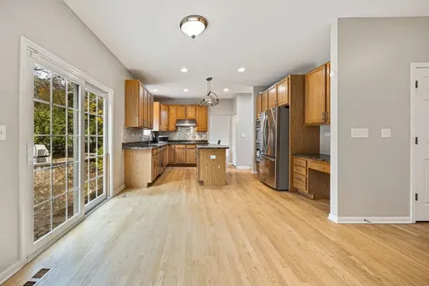 722 Aster Drive Gurnee IL 60031
