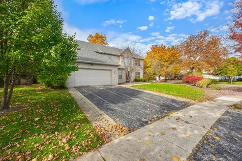 722 Aster Drive Gurnee IL 60031
