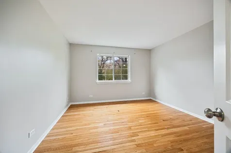 722 Aster Drive Gurnee IL 60031