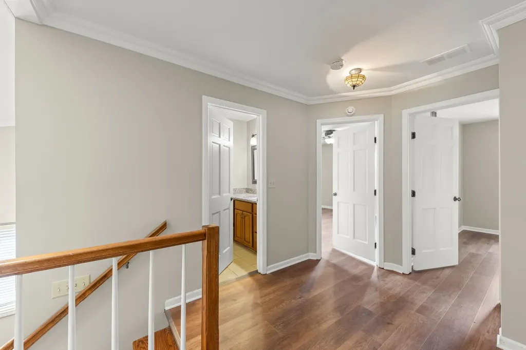 1055 Devonshire Avenue Naperville IL 60540