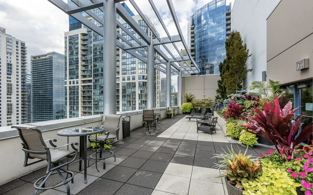 201 North Westshore Drive Chicago IL 60601