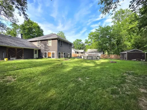 132 West 4th Avenue New Lenox IL 60451