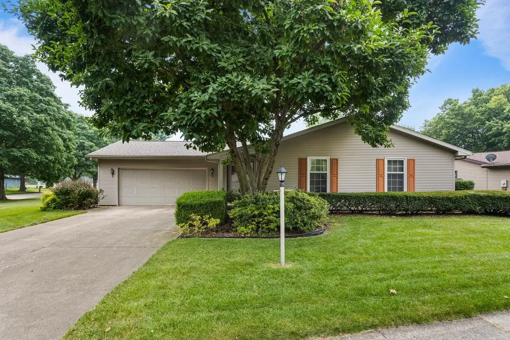 2107 Gunn Drive Champaign IL 61821
