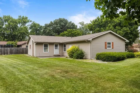 2107 Gunn Drive Champaign IL 61821