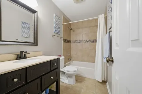 1 The Court Of Harbinger Falls Northbrook IL 60062