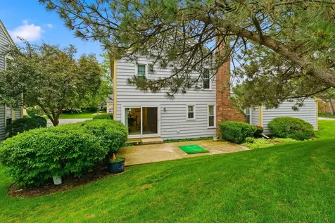1 The Court Of Harbinger Falls Northbrook IL 60062