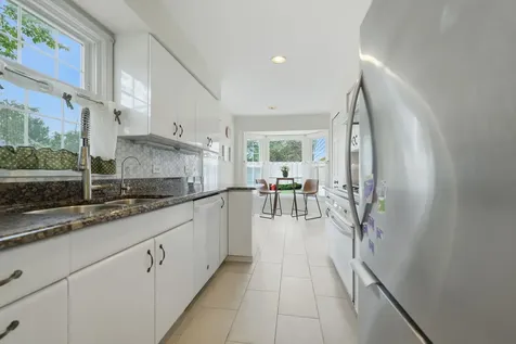 1 The Court Of Harbinger Falls Northbrook IL 60062