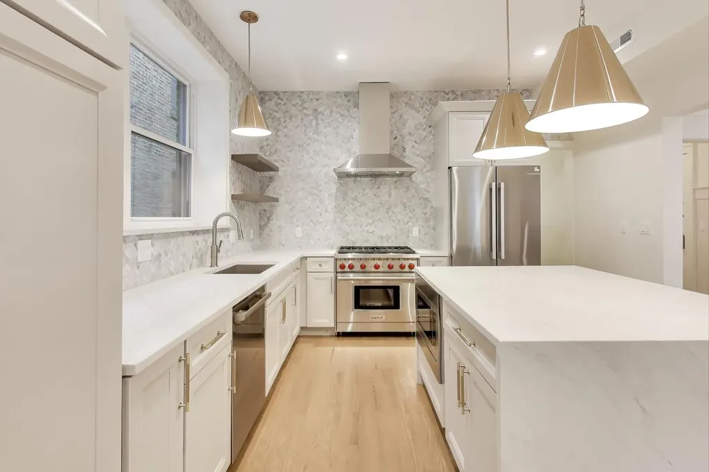 1201 East Madison Park Drive Chicago IL 60615