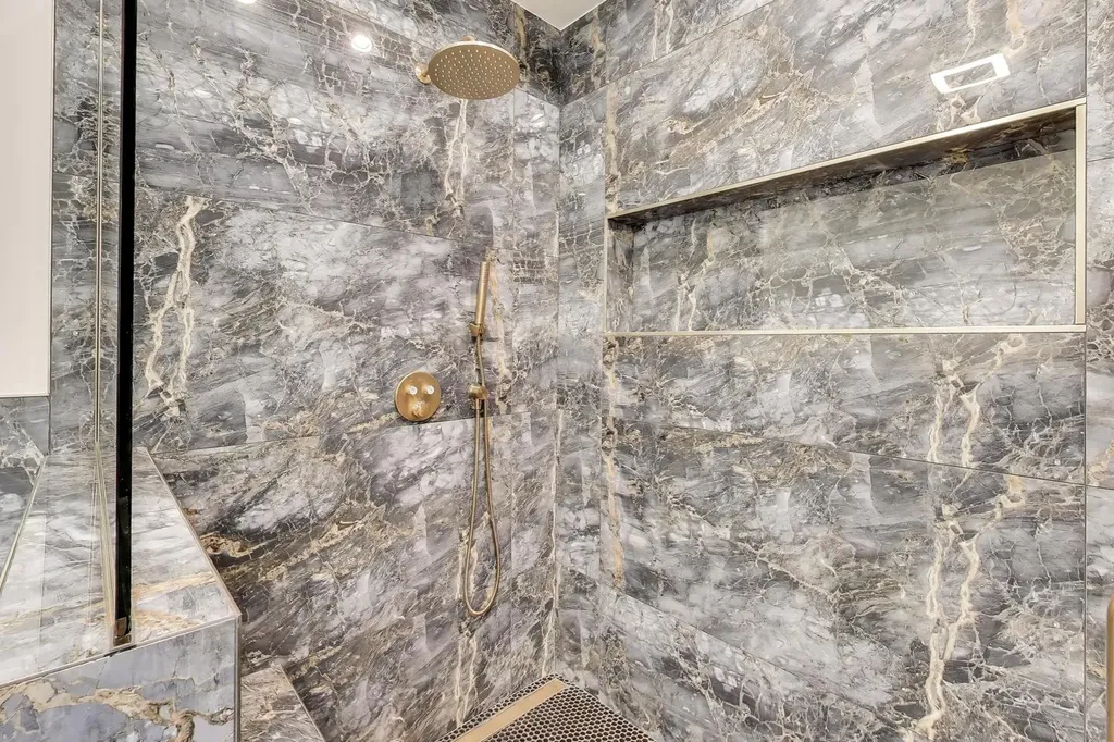 1201 East Madison Park Drive Chicago IL 60615