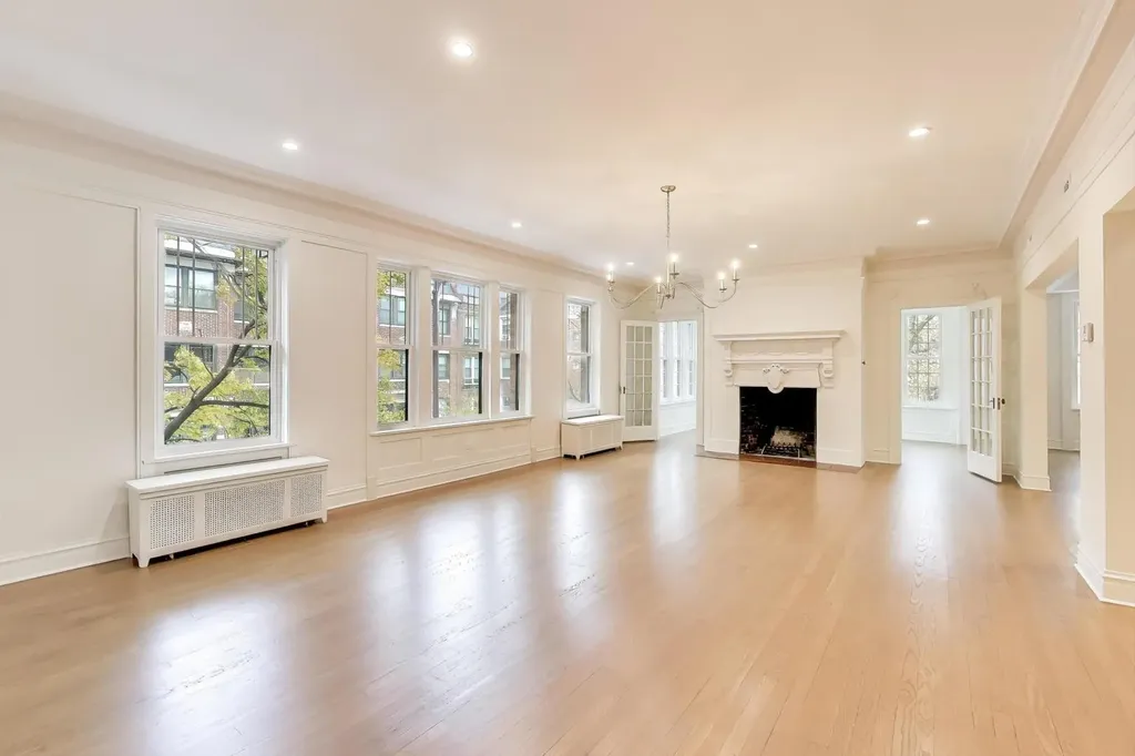 1201 East Madison Park Drive Chicago IL 60615