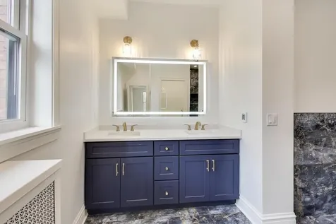 1201 East Madison Park Drive Chicago IL 60615