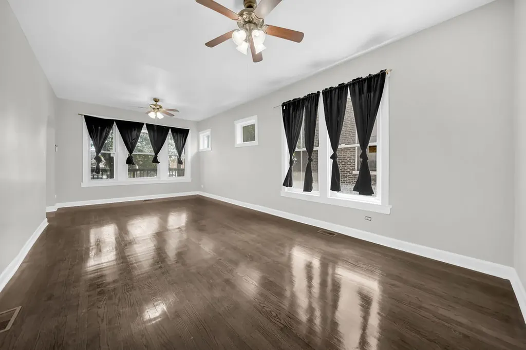 8948 South Morgan Street Chicago IL 60620