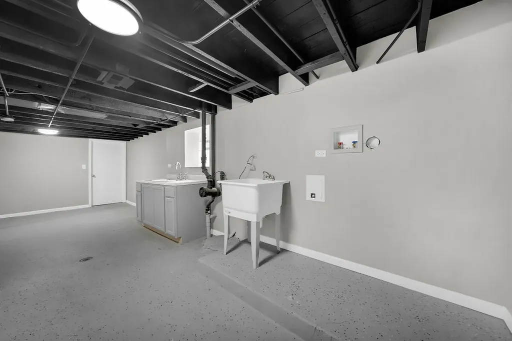 8948 South Morgan Street Chicago IL 60620