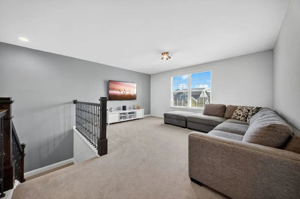 4319 Plantree Road Naperville IL 60564
