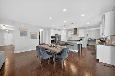 4319 Plantree Road Naperville IL 60564