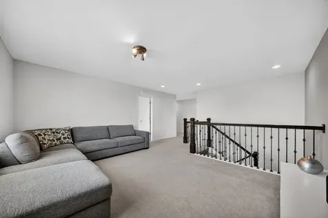 4319 Plantree Road Naperville IL 60564
