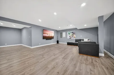 4319 Plantree Road Naperville IL 60564