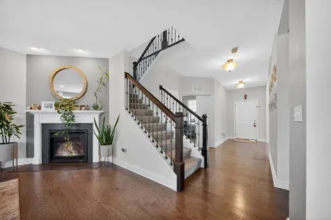 4319 Plantree Road Naperville IL 60564