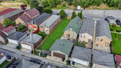 3844 South Artesian Avenue Chicago IL 60632