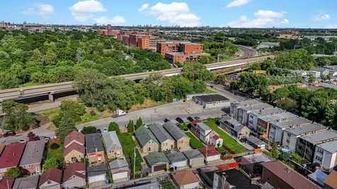 3844 South Artesian Avenue Chicago IL 60632