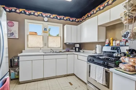 228 Anderson Boulevard Geneva IL 60134