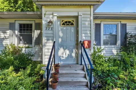 228 Anderson Boulevard Geneva IL 60134
