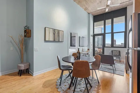 320 East 21st Street Chicago IL 60616