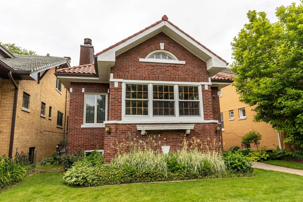 4136 North Lavergne Avenue Chicago IL 60641