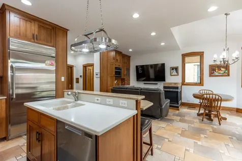 4136 North Lavergne Avenue Chicago IL 60641