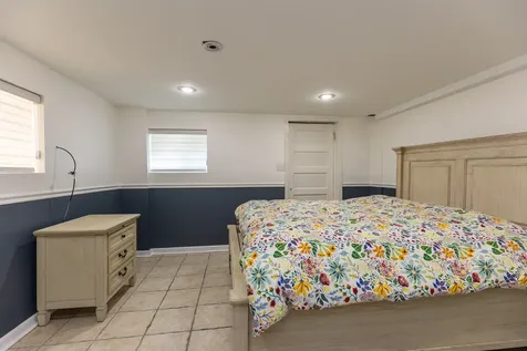 4136 North Lavergne Avenue Chicago IL 60641