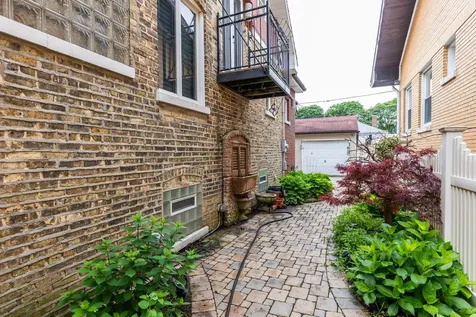 4136 North Lavergne Avenue Chicago IL 60641